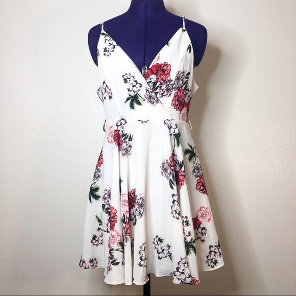 IJoah Dresses & Skirts - White and Red Floral Short Dress
